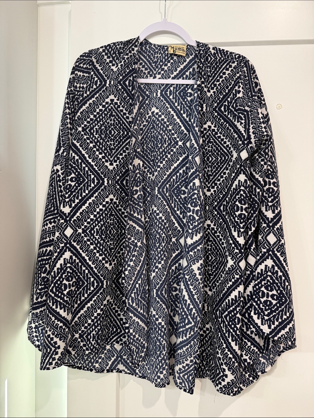 Show Me Your MuMu Navy and White Geometric Open Cardigan